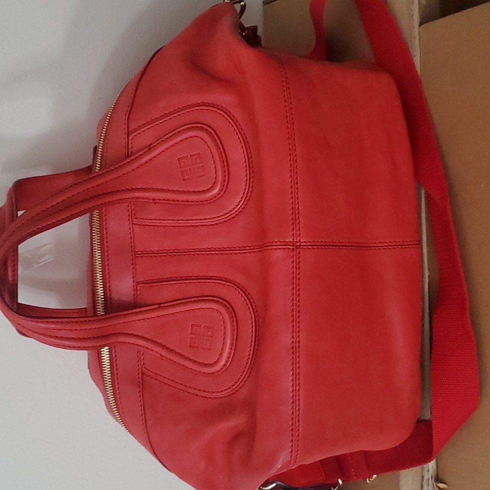 Givenchy lambskin medium Nightingale Red. - Picture 7 of 14